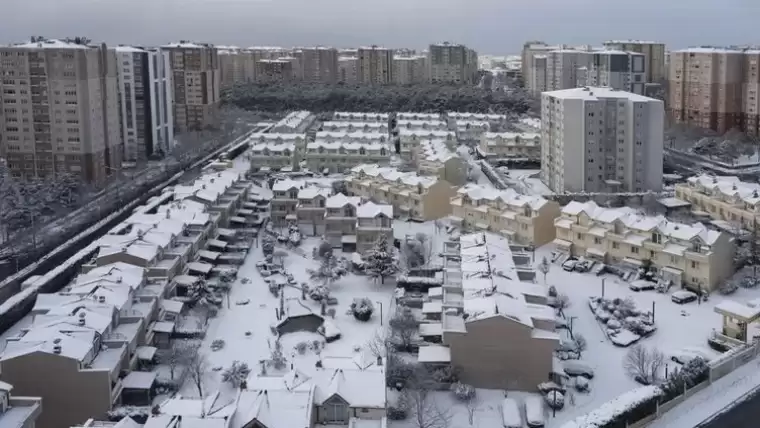 İşte Türkiye'nin en kalabalık mahallesi! Nüfusu 4 ilden daha büyük 6