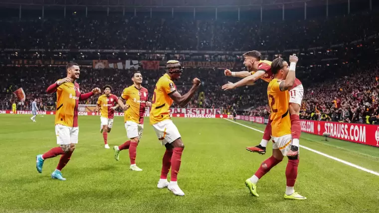 Galatasaray’a sponsorlardan para yağıyor 5