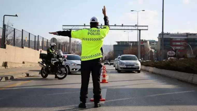 Yeni yasada gözden kaçan detay... Sürücüler dikkat! Tekrar eden yandı 9