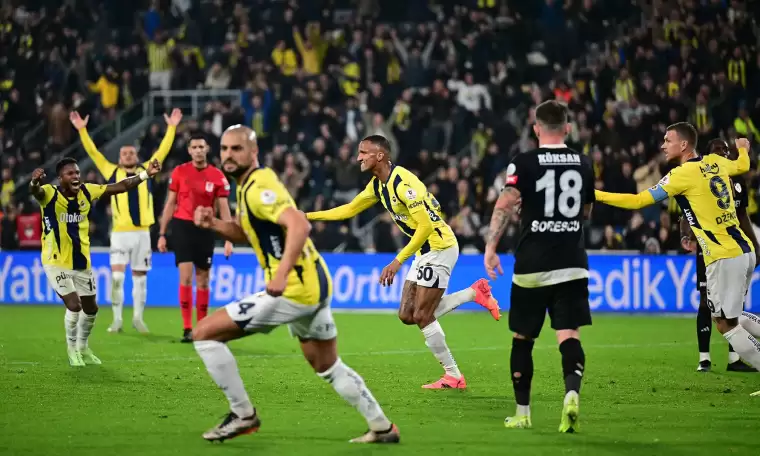 Fenerbahçe hata yapmadı, yarışa ortak oldu! 4