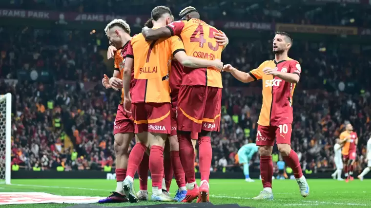 Galatasaray’a sponsorlardan para yağıyor 2