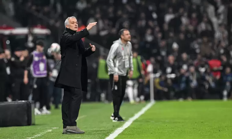 Fenerbahçe teknik direktörü Jose Mourinho’nun derbi performansı 7