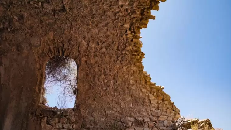 Efes Antik Kenti'nde Koressos Kapısı kazılarla açığa çıkarılıyor 3