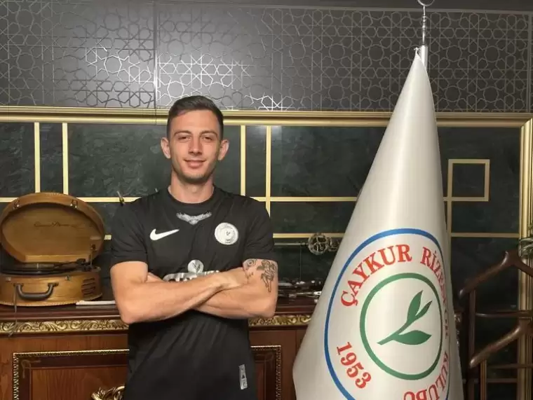 Süper Lig'de transfer rüzgarı: İşte biten tüm anlaşmalar 42