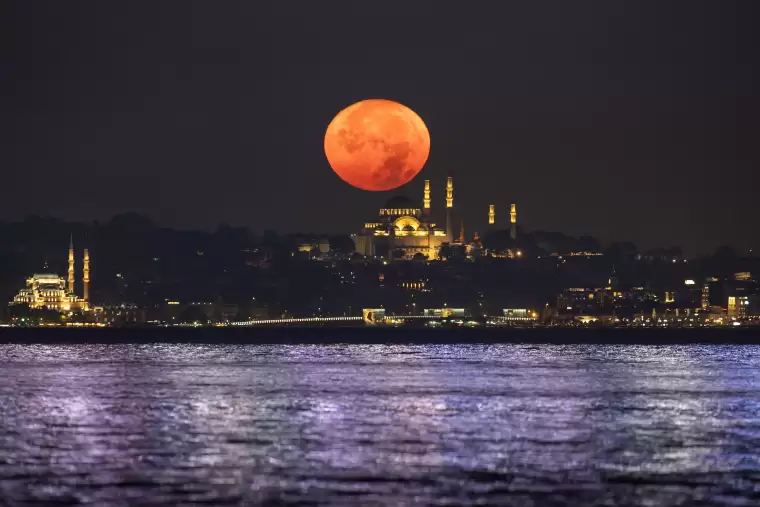 İstanbul'dan dolunay manzaraları 4