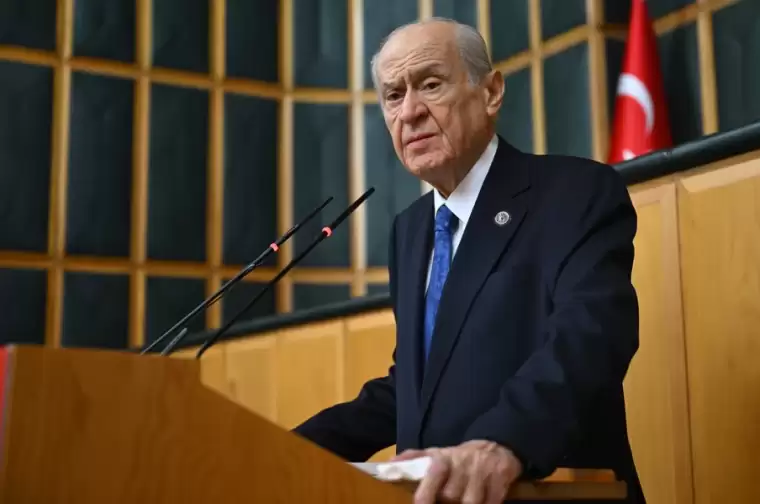 Devlet Bahçeli’nin taktığı yüzük ve rozetin anlamı: “Kür Şad ve Bozkurt” 2