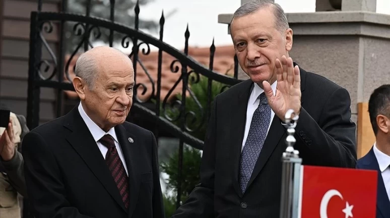 Cumhurbaşkanı Erdoğan, Devlet Bahçeli’nin DEM Partililerle tokalaşmasını değerlendirdi