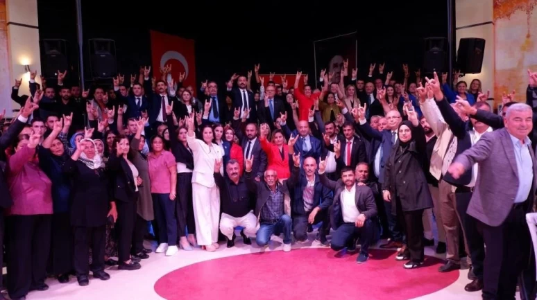 Edirne'de MHP'ye çok sayıda katılım