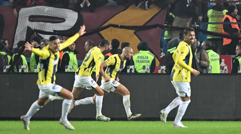 Fenerbahçe Süper Lig’in 12. haftasında rakibi Sivasspor’u ağırlıyor