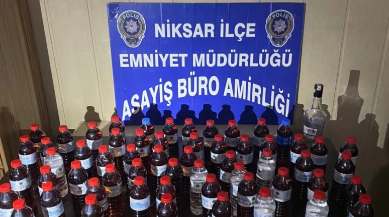 Tokat'ta 29,5 litre sahte içki ele geçirildi: 1 gözaltı