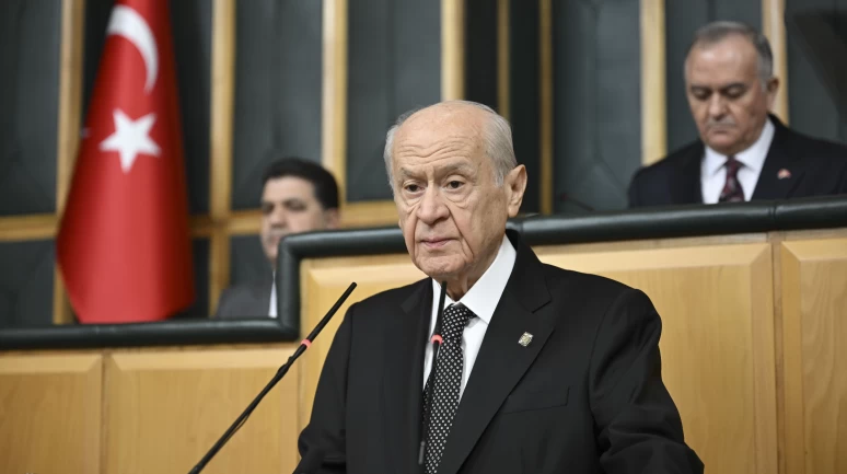 MHP lideri Bahçeli: Kadınlarımız milli hayatın eşit, saygın ve aktif mensuplarıdır