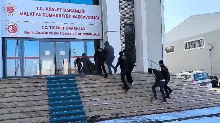 Malatya'da fuhuş çetesine operasyon: 54 gözaltı