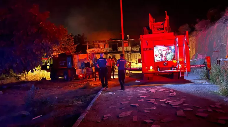Kayseri'de iki katlı evde yangın