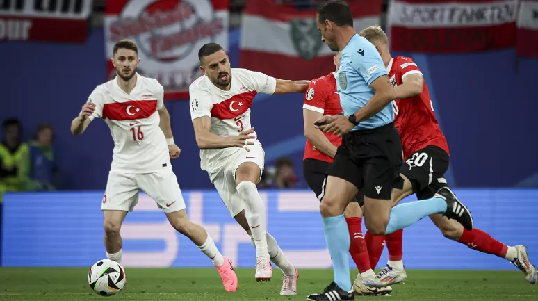 Türkiye çeyrek finalde! Bizim Çocuklar gurur yaşattı! Türkiye: 2 Avusturya: 1