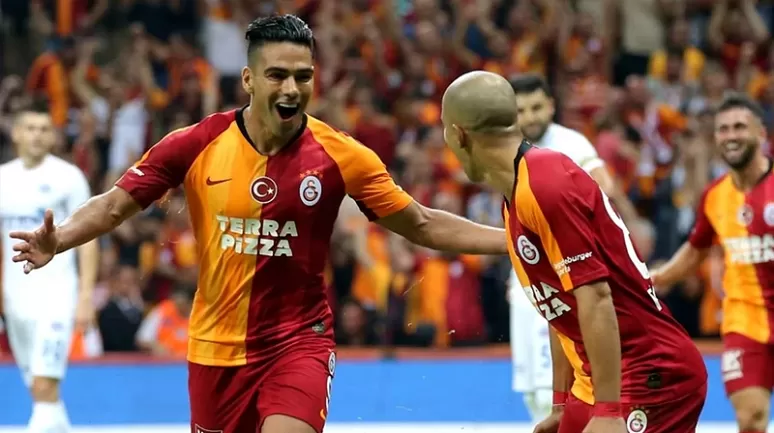 Galatasaray'da denge şaştı