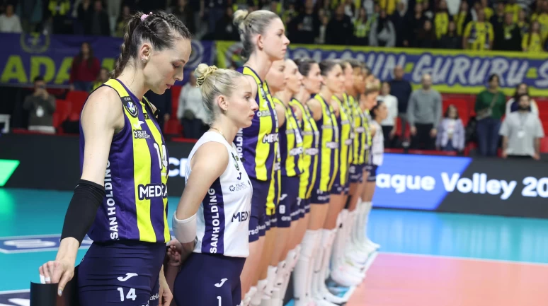 Fenerbahçe, CEV Şampiyonlar Ligi'nde çeyrek finalde!