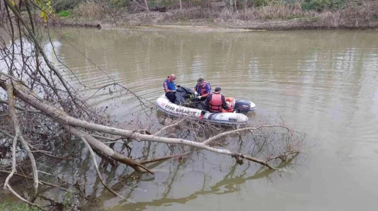 Sakarya Nehri'nde kimliği belirsiz bir ceset bulundu