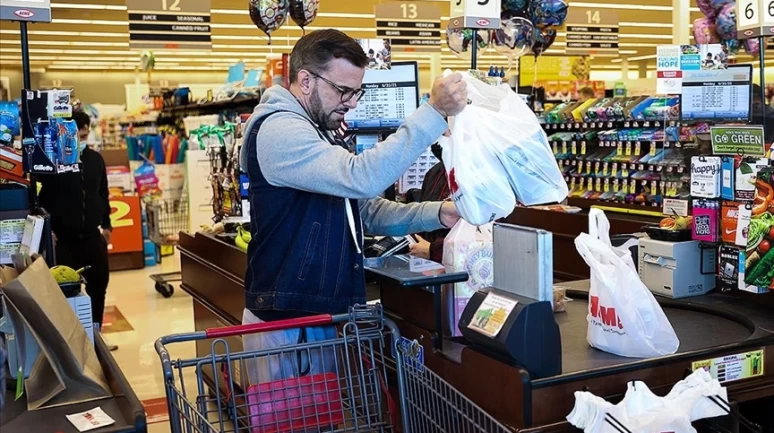 ABD'de tüketici güveni Ocak ayında geriledi