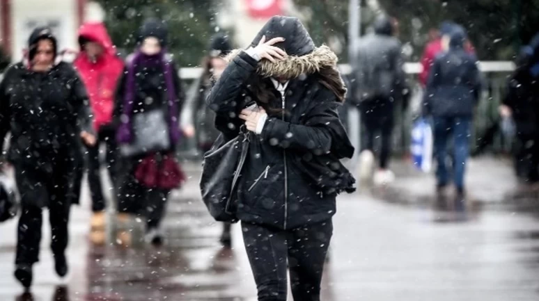 Hava sıcaklıkları yurt genelinde 6-12 derece azalacak