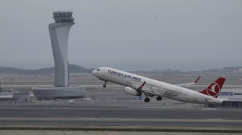 İstanbul'da yüzlerce uçuş iptal edilecek