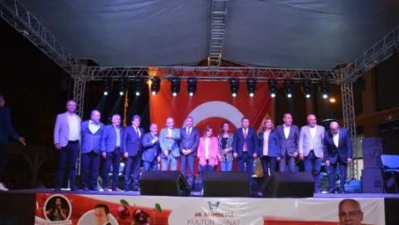 Saimbeyli Kiraz Festivali’nde MHP rüzgârı