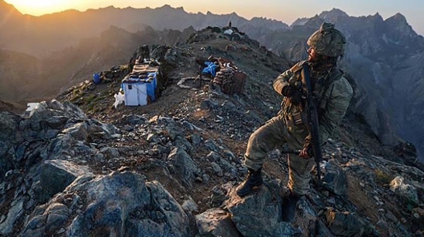 Sızma girişiminde bulunan teröristlere ağır darbe