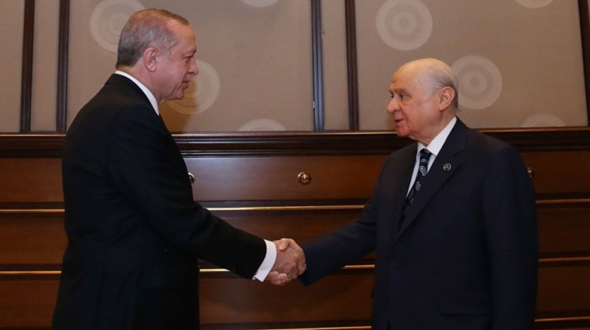 Cumhurbaşkanı Erdoğan ile Bahçeli Külliye'de görüştü