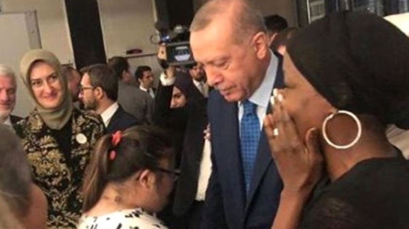 Erdoğan'la görüşen ABD'li şarkıcıdan olay yorum