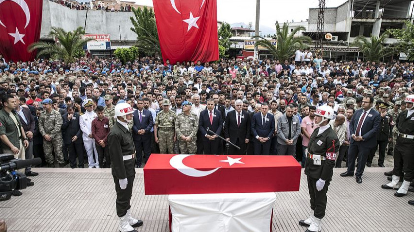 Şehit Ercan Can son yolculuğuna uğurlandı