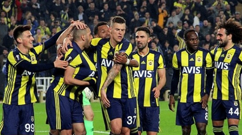 Fenerbahçe'de deprem! Hepsi gidiyor