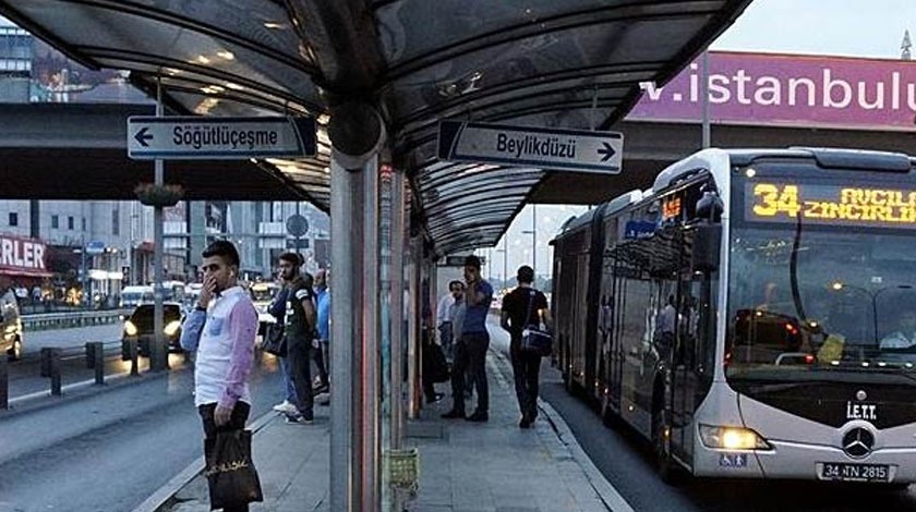 İstanbullular dikkat! Metrobüs bugün...