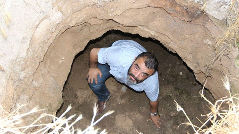 Bahçe çöktü, ortaya yeraltı şehri çıktı