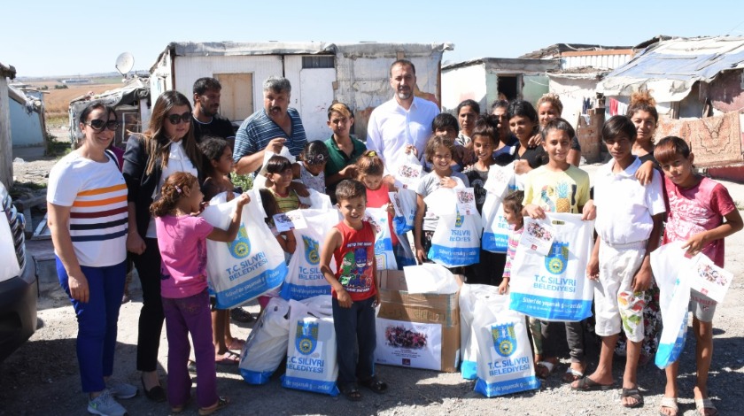 Silivri Belediye Başkanı'ndan 22 bin çocuğa bayramlık