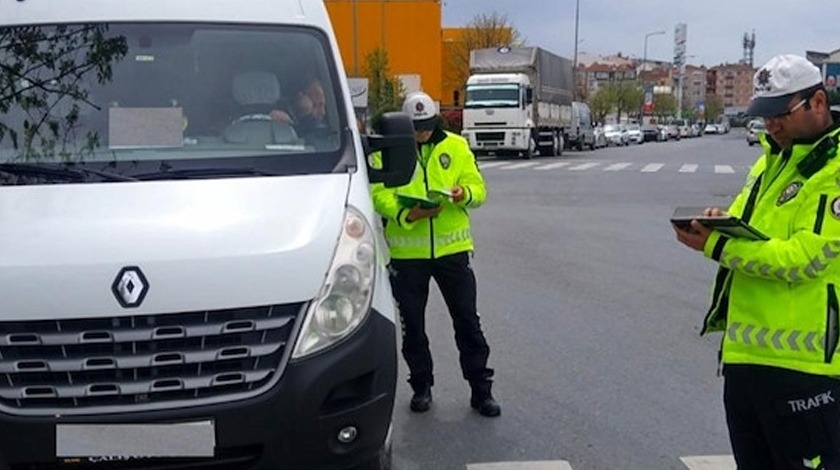 Bunu yapan yandı! 5 bin TL ceza, 60 gün trafikten men