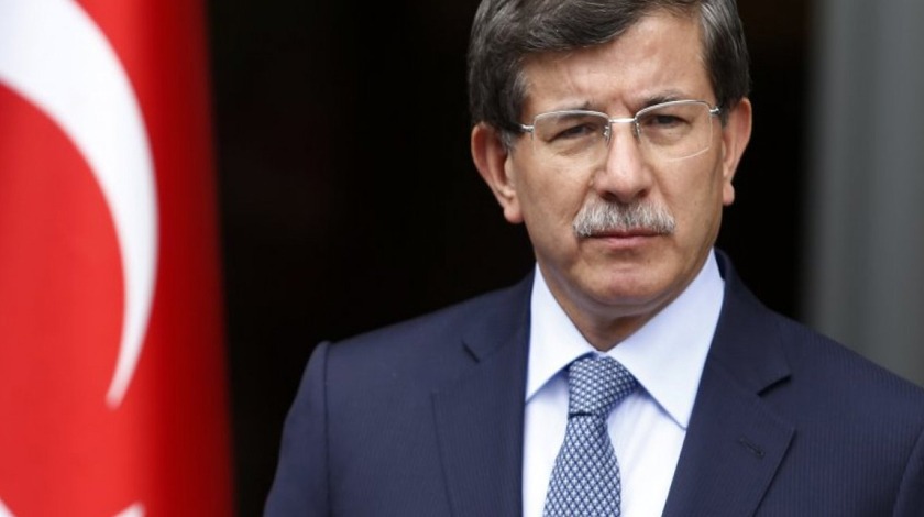 Ahmet Davutoğlu istifa etti