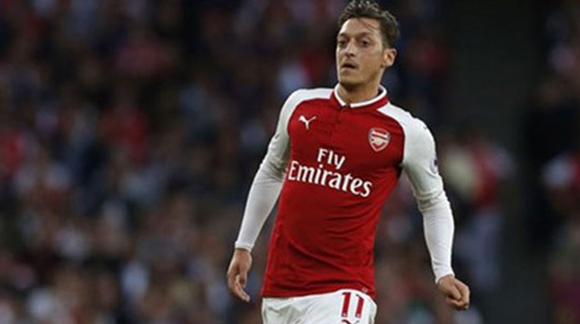 Arsenal'de Mesut Özil depremi