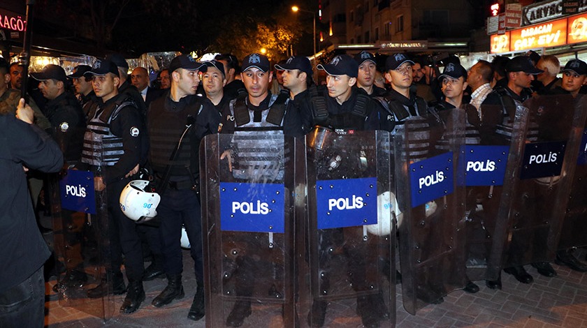 Harekâtı protesto eden HDP'lilere müdahale! Çok sayıda gözaltı