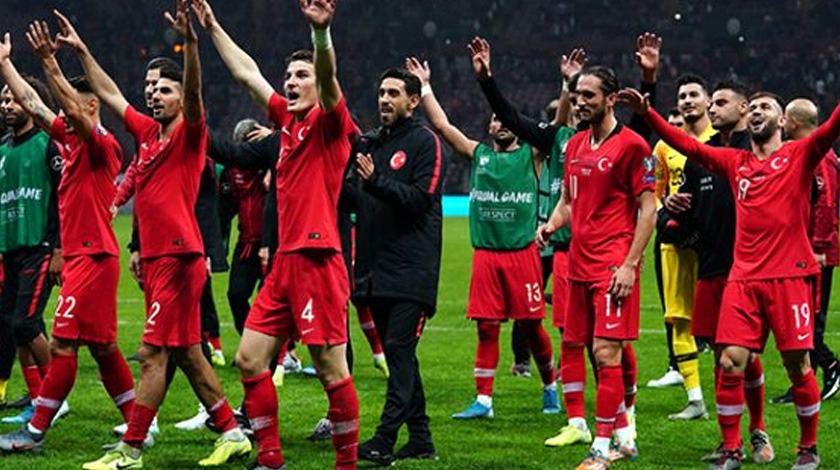 EURO 2020'ye gidecek millilere çılgın gelir