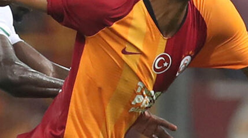 Galatasaray'da şok! Yıldız isim kadro dışı