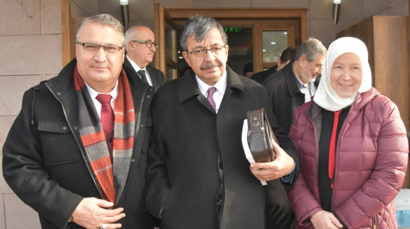 Hayati İnanç Yunus Emre Belediyesi'ne övgüler yağdırdı