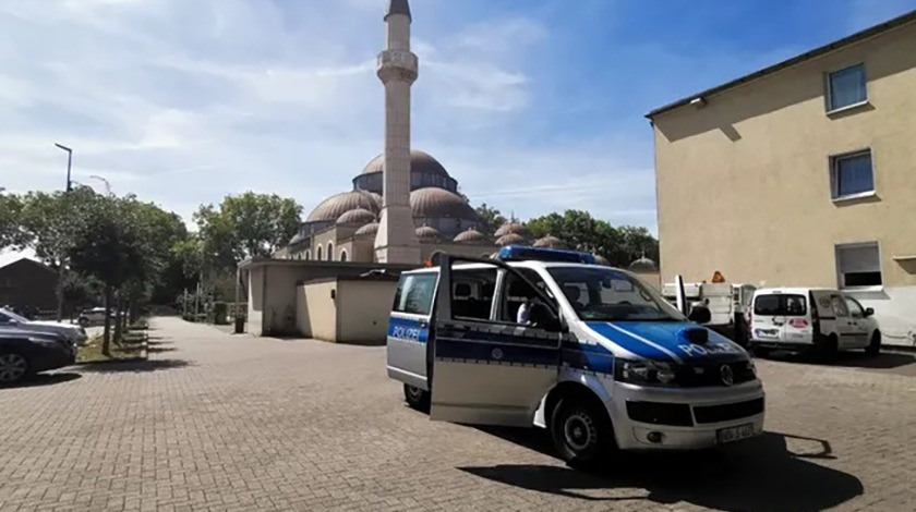 Polis takibindeydi: Camiye silahlı saldırı planı ortaya çıkarıldı