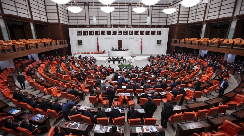 Torba yasadan emeklilik müjdesi! Meclis'te kabul edildi