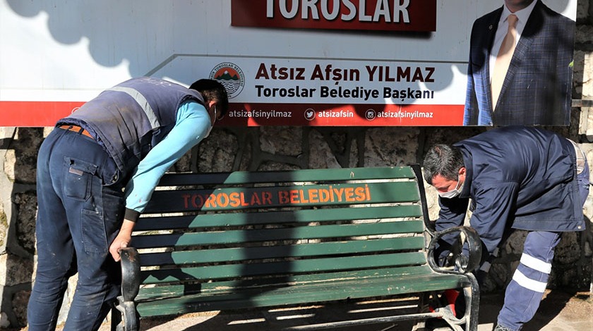 Toroslar'da koronavirüs tedbiri: Banklar kaldırıldı