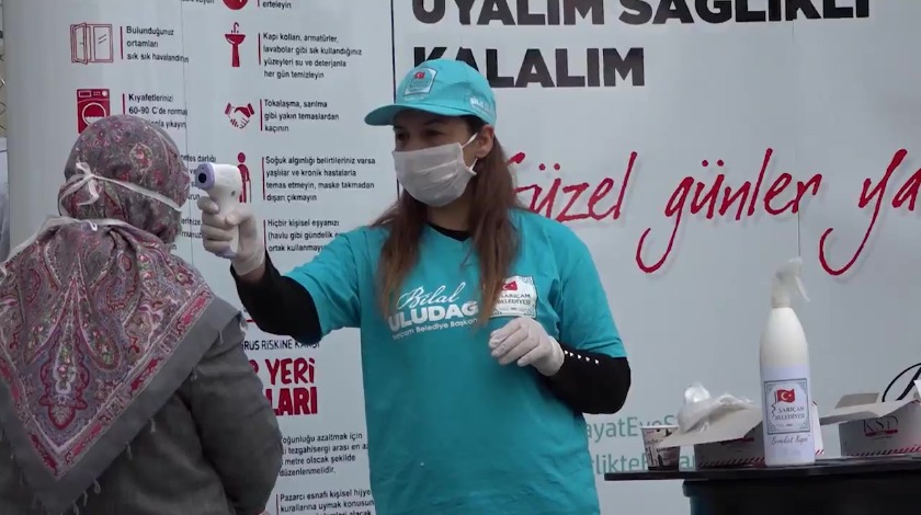 Sarıçam Belediyesi, dezenfekte çalışmalarına devam ediyor