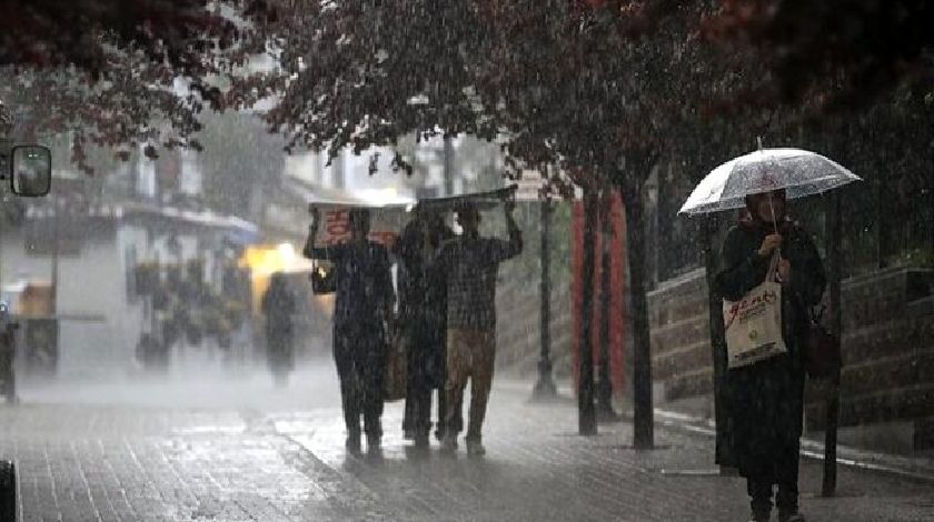 AKOM'dan İstanbul için şiddetli yağış uyarısı