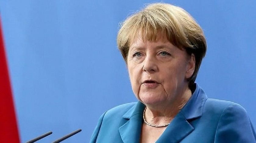 Merkel: Aşı için 8 milyar avro gerekli