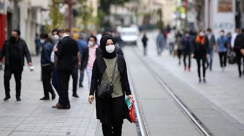 30 ilde maskesiz sokağa çıkmak yasak