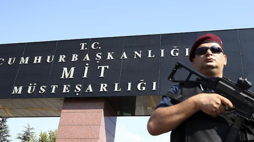 MİT ve polisten ortak operasyon: FETÖ'cü asker kıskıvrak yakalandı