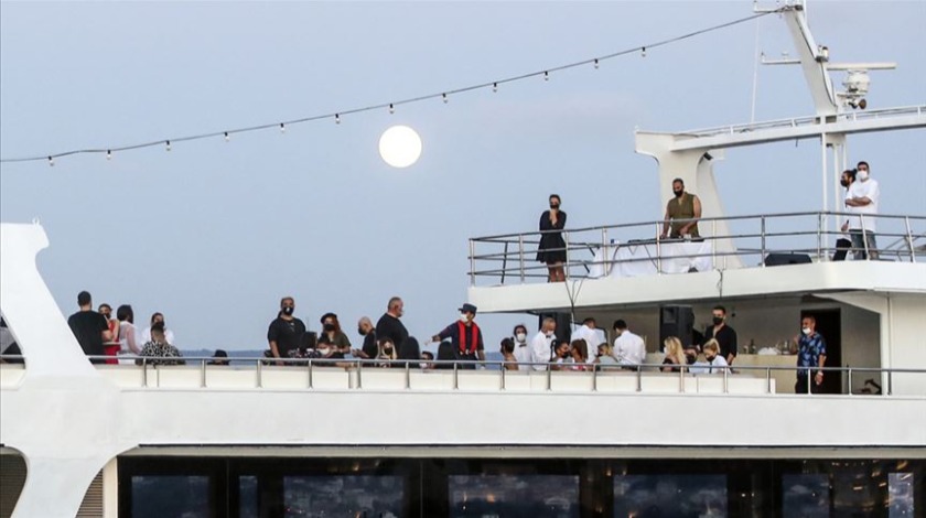 İstanbul Boğazı'nda teknelerde denetim