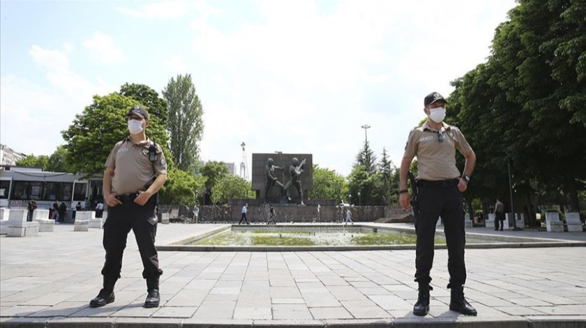 Türkiye'nin koronavirüsle mücadelesinde son 24 saatte yaşananlar